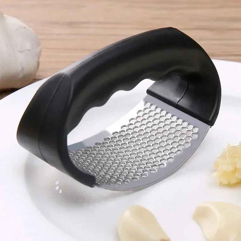 Stainless Steel Manual Garlic Press Crusher - Image 7